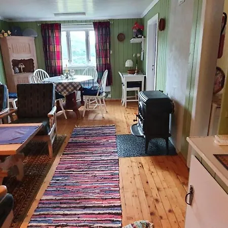 Midtgard Feriehus *