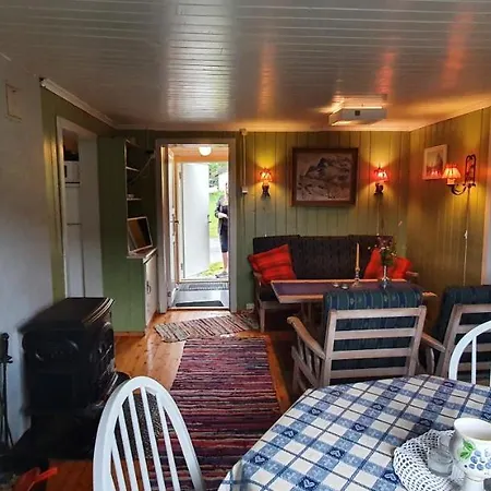 Midtgard * Tyinkrysset